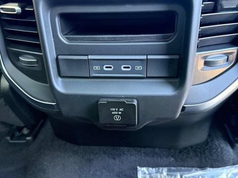 New 2026 RAM 1500 Big Horn AWD/4WD image 17