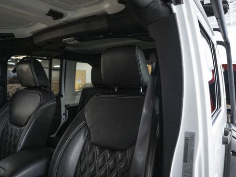 Used 2017 Jeep Wrangler Unlimited Sport w/ Quick Order Package 24S image 18