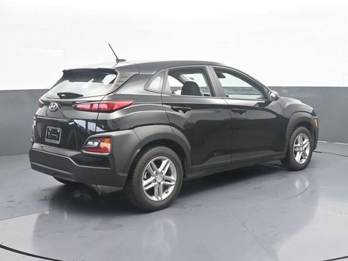 Used 2021 Hyundai Kona SE image 6