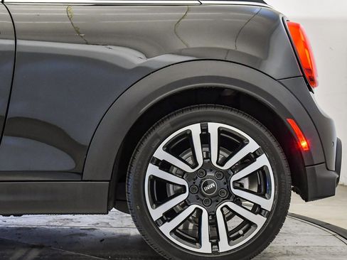 Certified 2023 MINI Cooper S w/ Signature Upholstery Package image 11