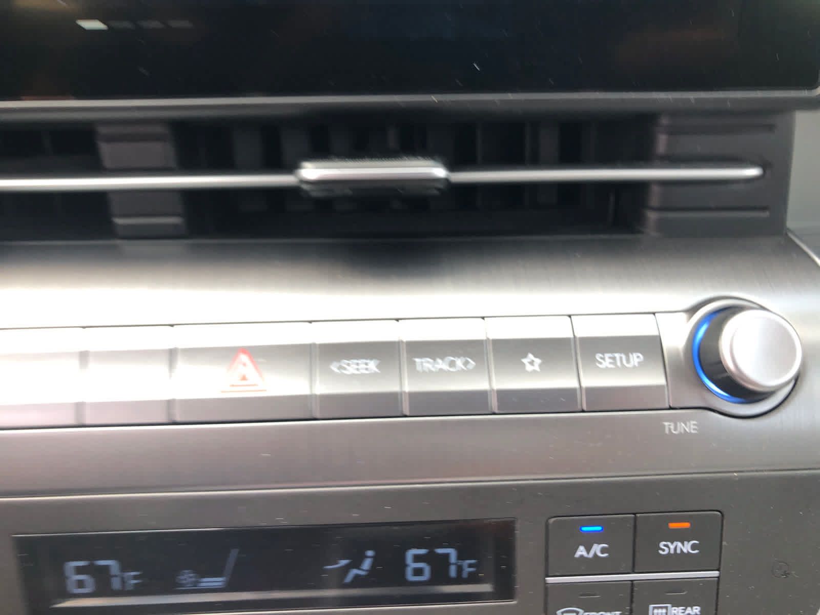 Certified 2024 Hyundai Kona SE FWD image 17
