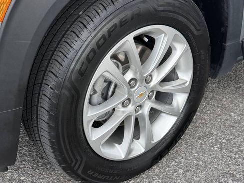 Used 2024 Chevrolet TrailBlazer LS FWD image 26