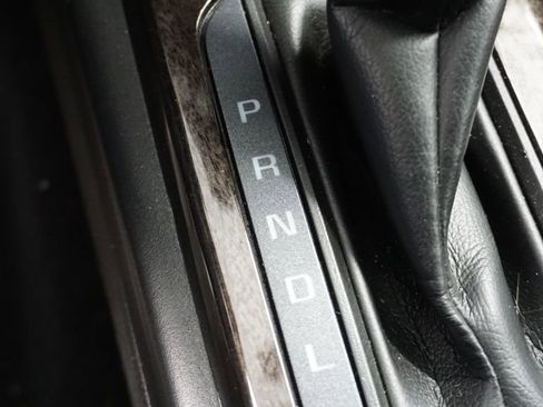 Used 2020 GMC Canyon SLE w/ Elevation Edition image 42