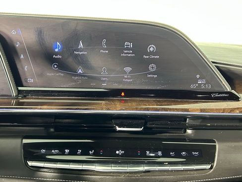 Used 2021 Cadillac Escalade ESV Premium Luxury Platinum image 22