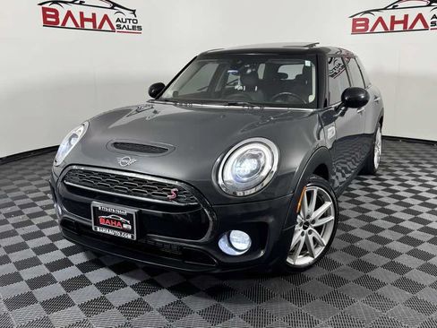 Used 2019 MINI Cooper Clubman S w/ Premium Package FWD image 2