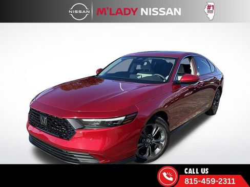 Used 2023 Honda Accord EX image 2