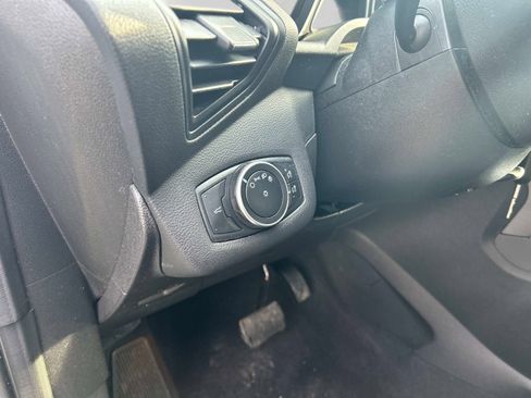 Used 2017 Ford Escape S image 18