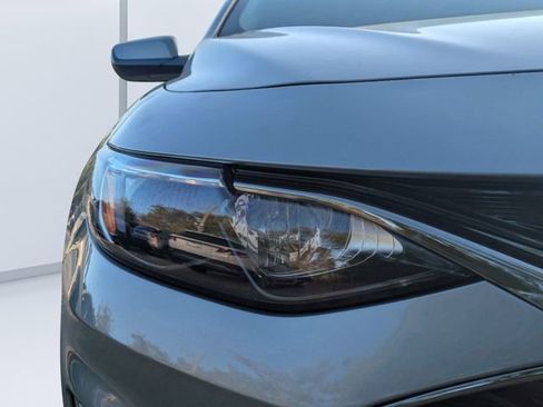 Used 2023 Chevrolet Malibu LT w/ Sport Edition image 9