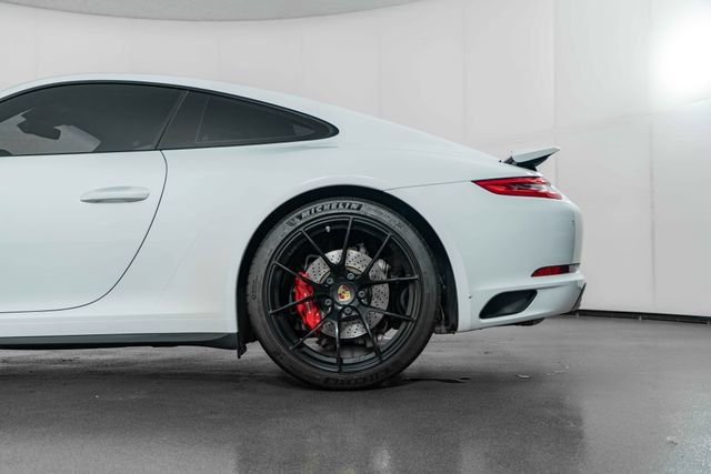 Used 2018 Porsche 911 Carrera 4S AWD/4WD image 13