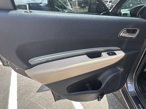 Used 2018 Dodge Durango GT w/ Premium Group AWD/4WD image 14
