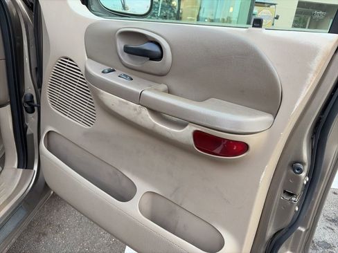 Used 2003 Ford F150 2WD SuperCrew image 18