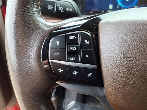 Used 2022 Ford Explorer King Ranch w/ Class IV Trailer Tow Package image 29