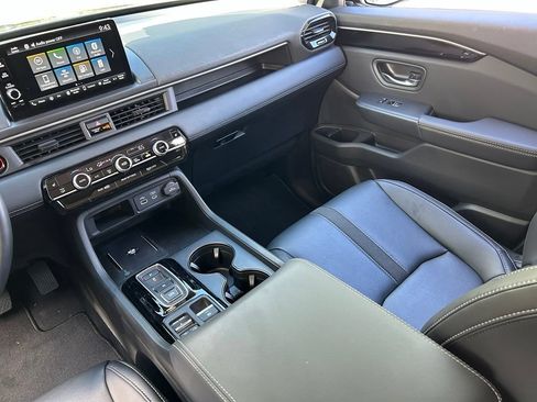 Used 2024 Honda Pilot EX-L image 11