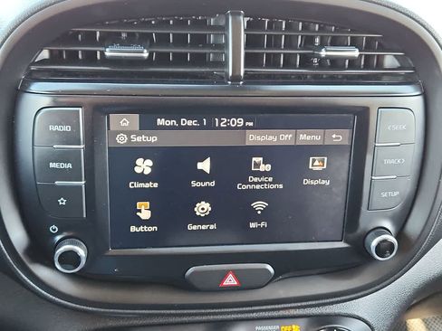 Used 2024 Kia Soul LX w/ Option Group 015 image 24