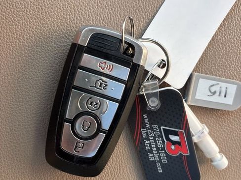 Used 2023 Ford Expedition Max Limited image 23