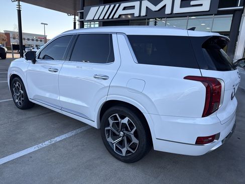 Used 2022 Hyundai Palisade Calligraphy image 9