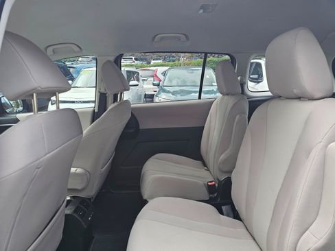 Used 2015 MAZDA MAZDA5 Sport FWD image 19