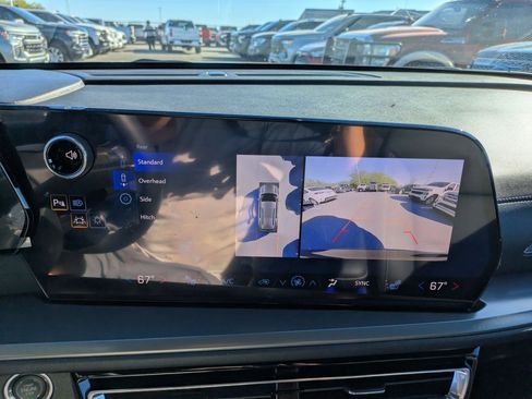 Used 2026 Chevrolet Traverse LT w/ Driver Confidence Package image 18