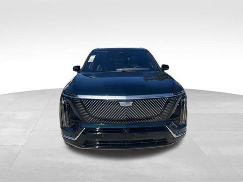 New 2026 Cadillac Vistiq Luxury AWD/4WD image 9