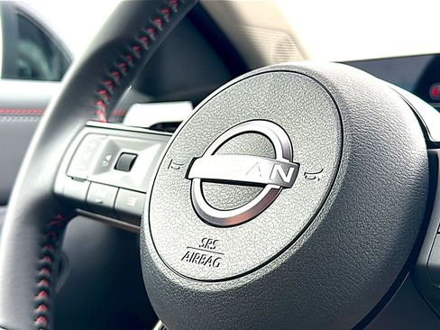 New 2026 Nissan Kicks SR AWD/4WD image 20