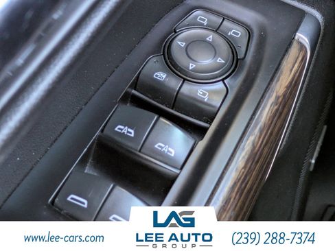 Used 2019 Chevrolet Silverado 1500 High Country w/ Technology Package image 19