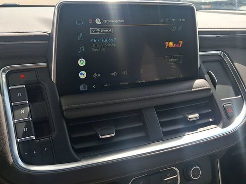 Used 2022 Chevrolet Tahoe LT AWD/4WD image 3