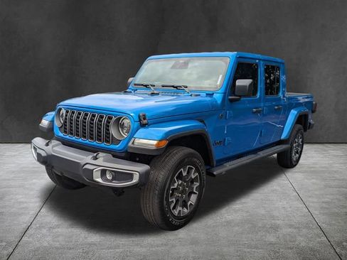 Used 2026 Jeep Gladiator Sport AWD/4WD image 8