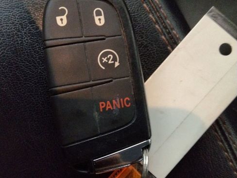 Used 2022 Jeep Compass Limited image 44