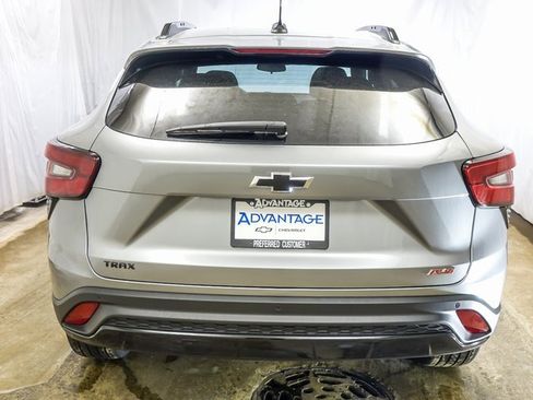 New 2026 Chevrolet Trax RS w/ Sunroof Package image 6