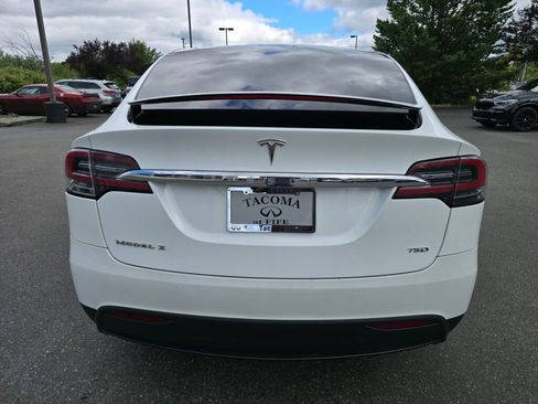 Used 2018 Tesla Model X 75D AWD/4WD image 6