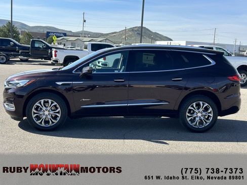 Used 2021 Buick Enclave Avenir w/ Avenir Technology Package image 4