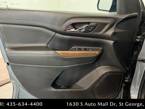 Used 2022 GMC Acadia SLE w/ Elevation Edition AWD/4WD image 14