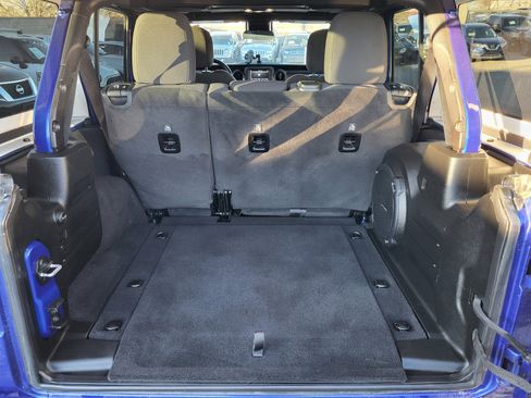 Used 2020 Jeep Wrangler Unlimited Sport image 30
