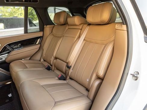 Used 2025 Land Rover Range Rover Autobiography image 14