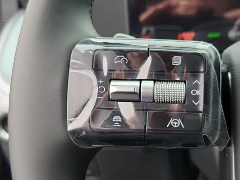 New 2026 Hyundai Ioniq 9 SE AWD/4WD image 5