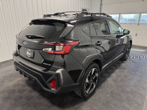 Used 2024 Subaru Crosstrek 2.5i Limited w/ Crosstrek Mirror Package AWD/4WD image 3