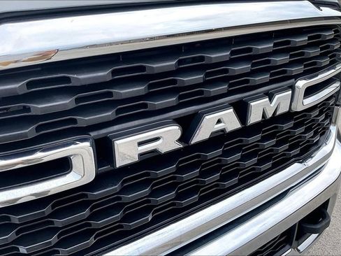 Used 2022 RAM 3500 Big Horn image 33