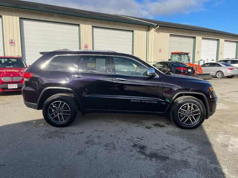 Used 2020 Jeep Grand Cherokee Limited w/ Premium Lighting Group image 4