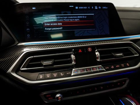 Used 2020 BMW X6 M50i w/ Executive Package AWD/4WD image 24