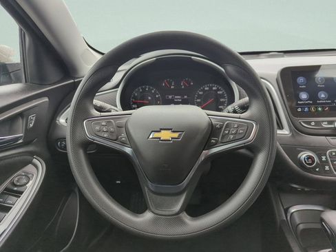 Used 2024 Chevrolet Malibu LT image 21