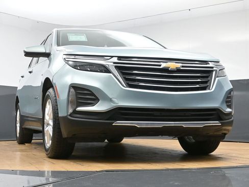 Used 2022 Chevrolet Equinox LT AWD/4WD image 47