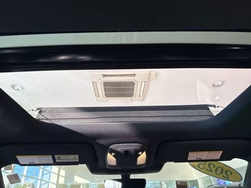 Certified 2025 INFINITI QX60 Luxe w/ Black Edition image 24