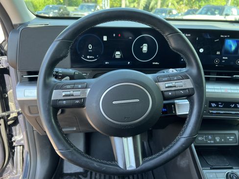 Used 2024 Hyundai Kona SEL w/ Convenience Package AWD/4WD image 18