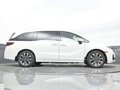 New 2026 Honda Odyssey Elite image 25