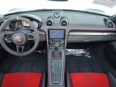 Used 2024 Porsche 718 Boxster Spyder RS w/ Light Design Package RWD image 12