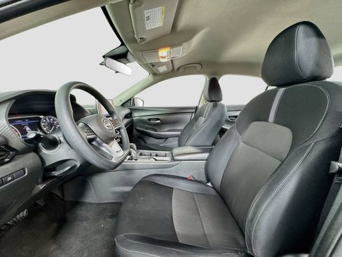 Used 2024 Nissan Sentra SV FWD image 12
