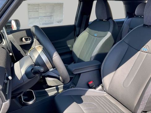 New 2026 MINI Cooper 2-Door Hardtop FWD image 7