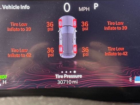 Used 2023 Jeep Grand Cherokee Trailhawk image 18