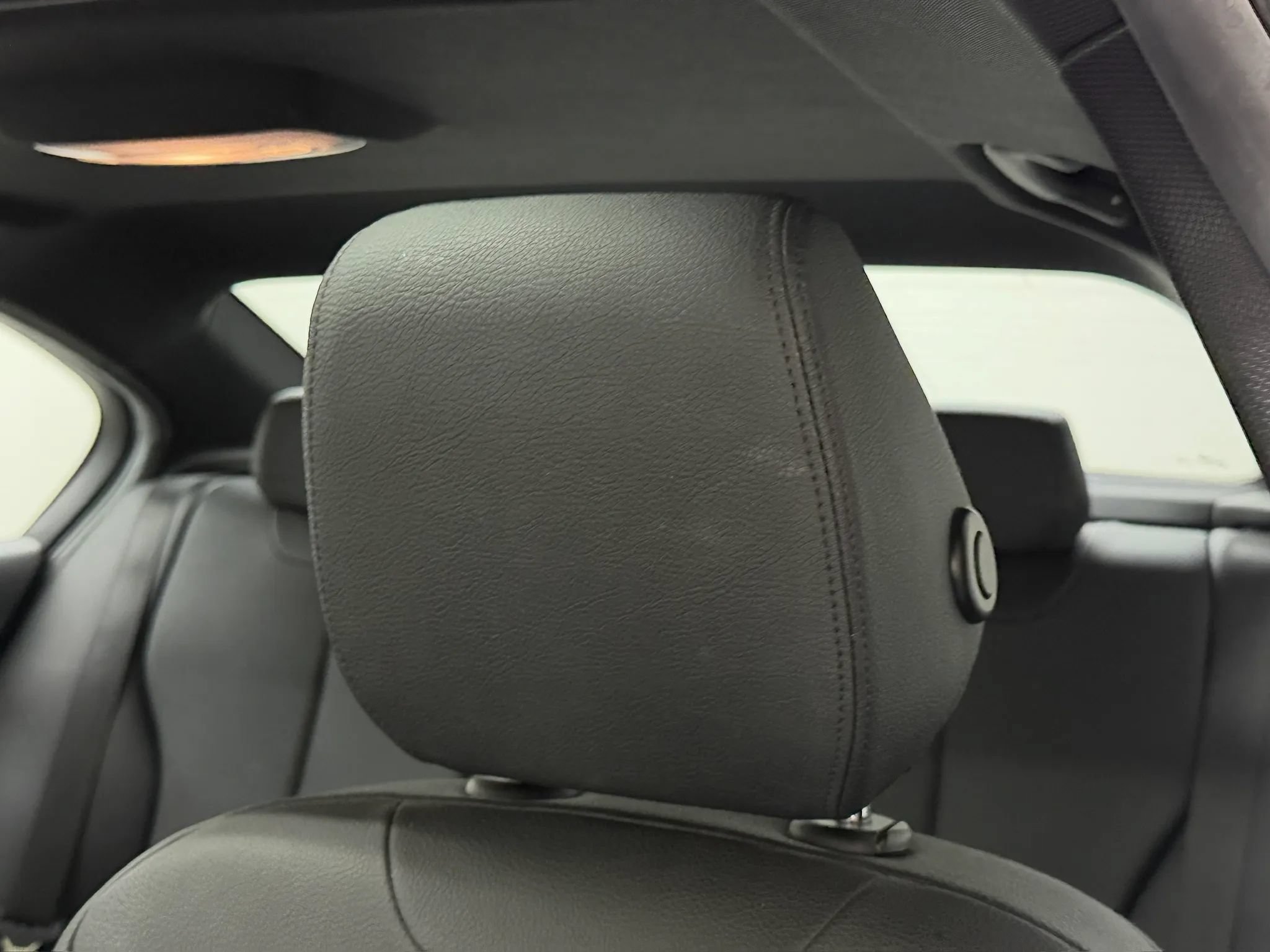Used 2017 BMW 330i Sedan RWD image 86