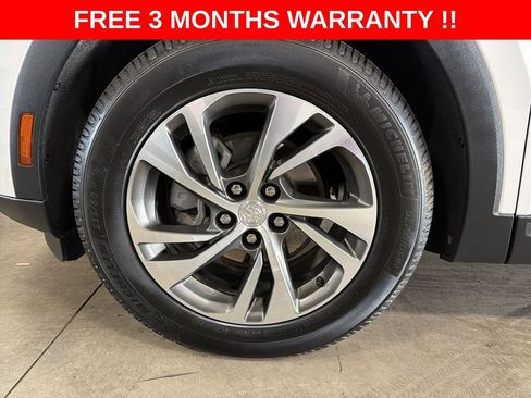 Used 2021 Buick Envision Essence w/ Technology Package I image 10